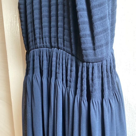 French connection gown - Picture 5 of 7